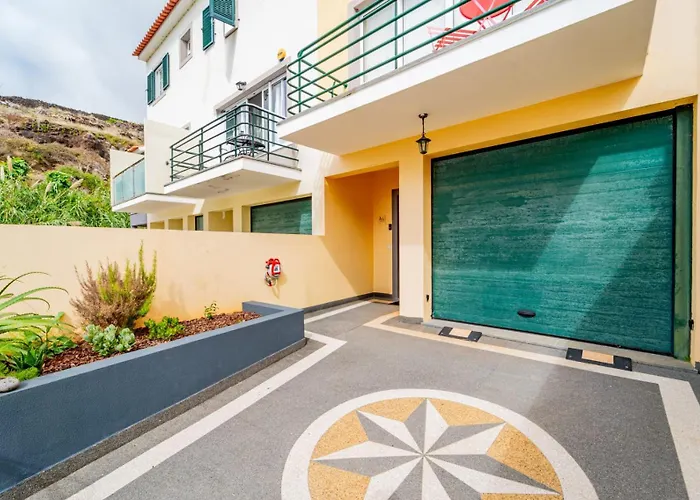 Portonovohouse - Emma's House. בית נופש